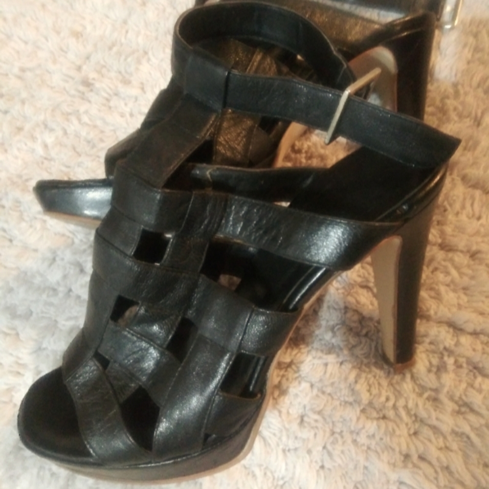 Sexy black heels